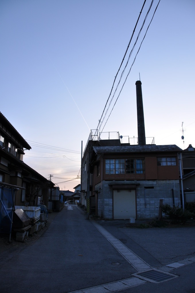 煙突のある風景