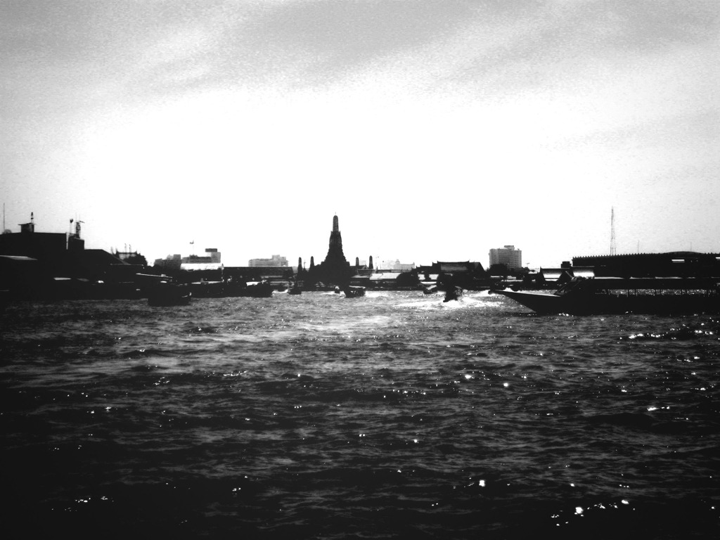 Wat Arun－monochrome