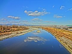 師走だけど秋晴れみたいな…絵画調