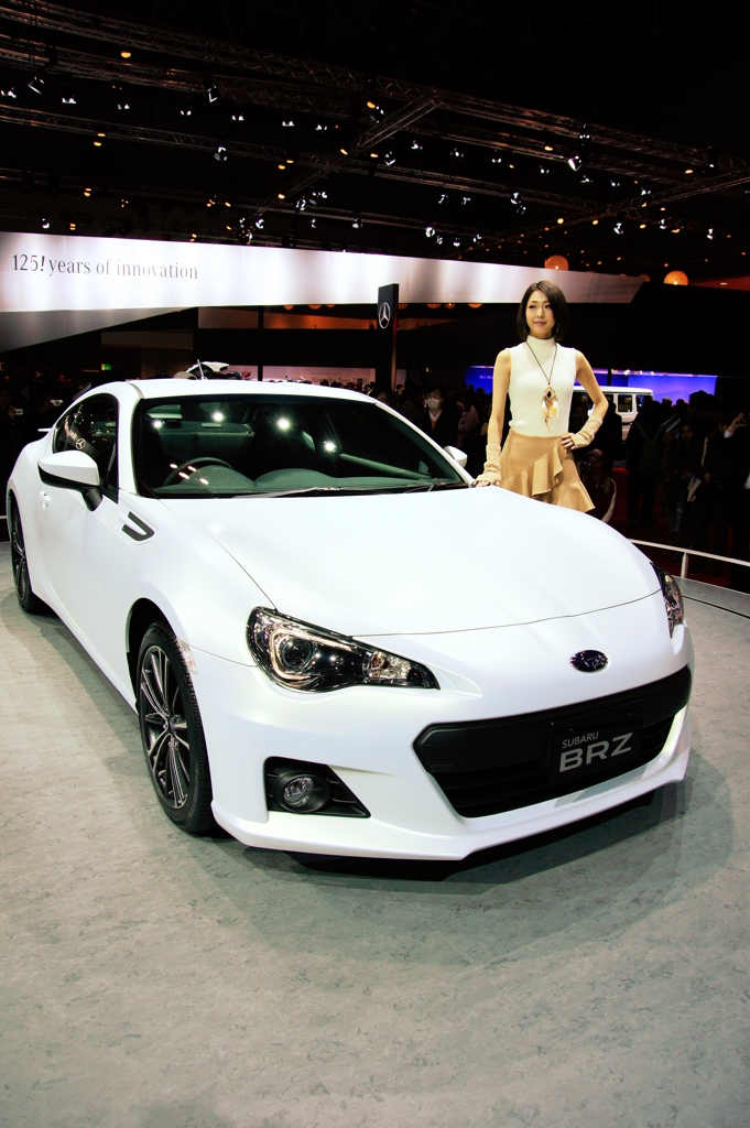 富士重工　BRZ