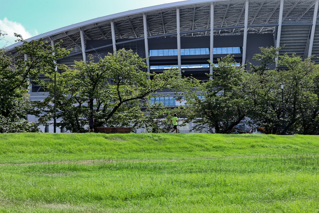 広島サッカースタジアム施工中