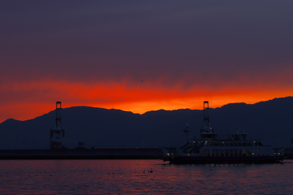 港の夕日