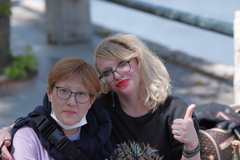 ベンチでのんびりと