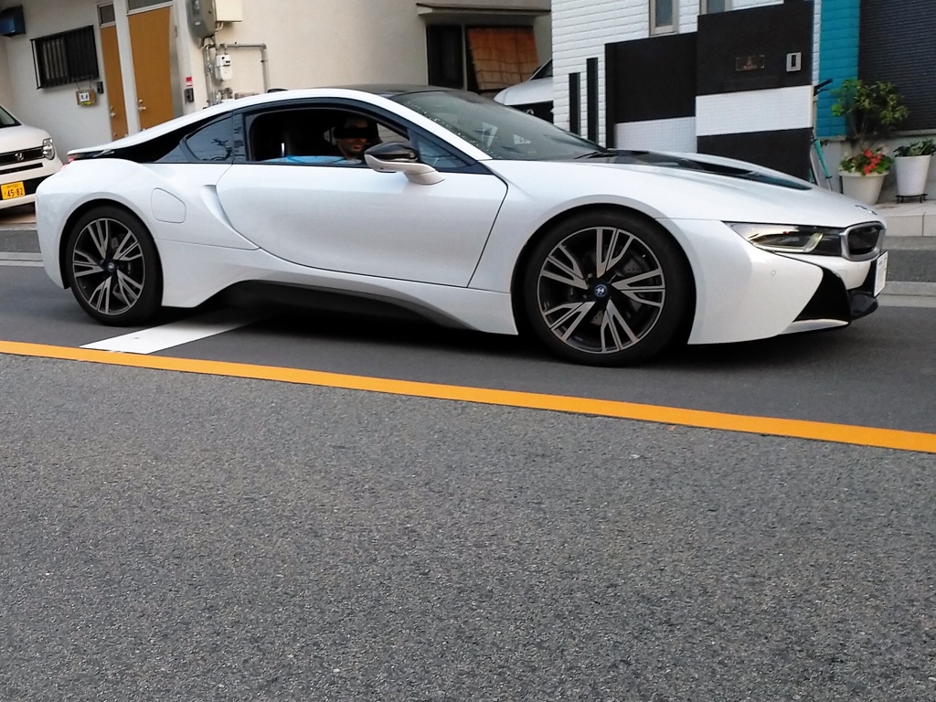BMW‐i8