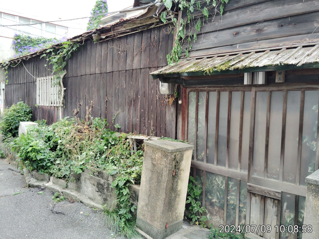 相当古い木造建築