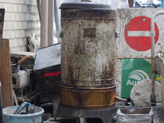 年季の入った「焼豚窯？」