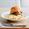口の中で肉汁が広がるハンバーガー