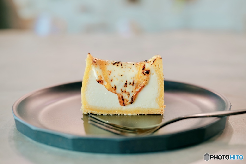 目の前で炙るブリュレチーズケーキ