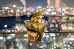 夜景と楽しむ抹茶サンデー