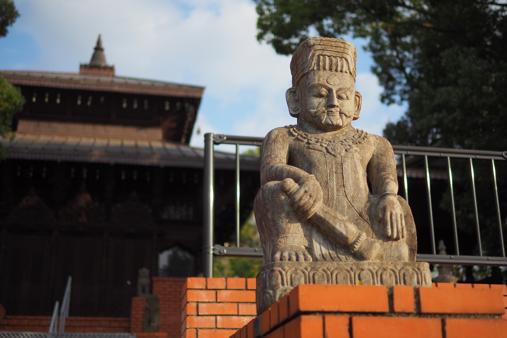 鶴見緑地公園石造