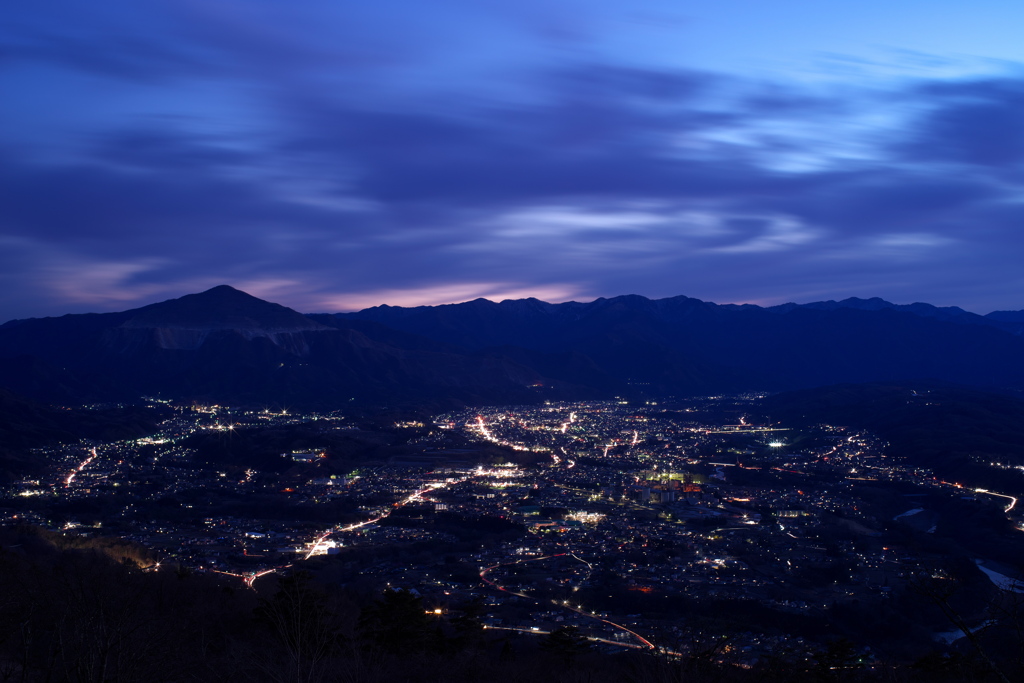 美の山公園の夜景