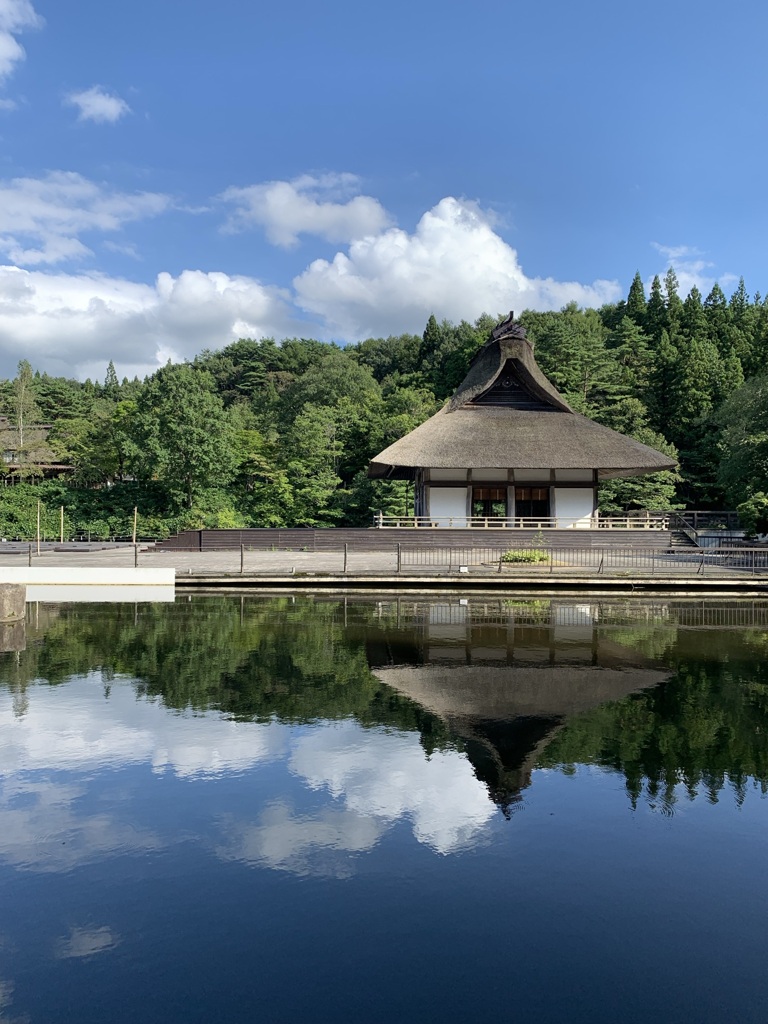 青森屋の池