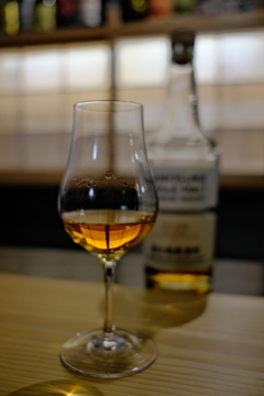 バーでの一杯