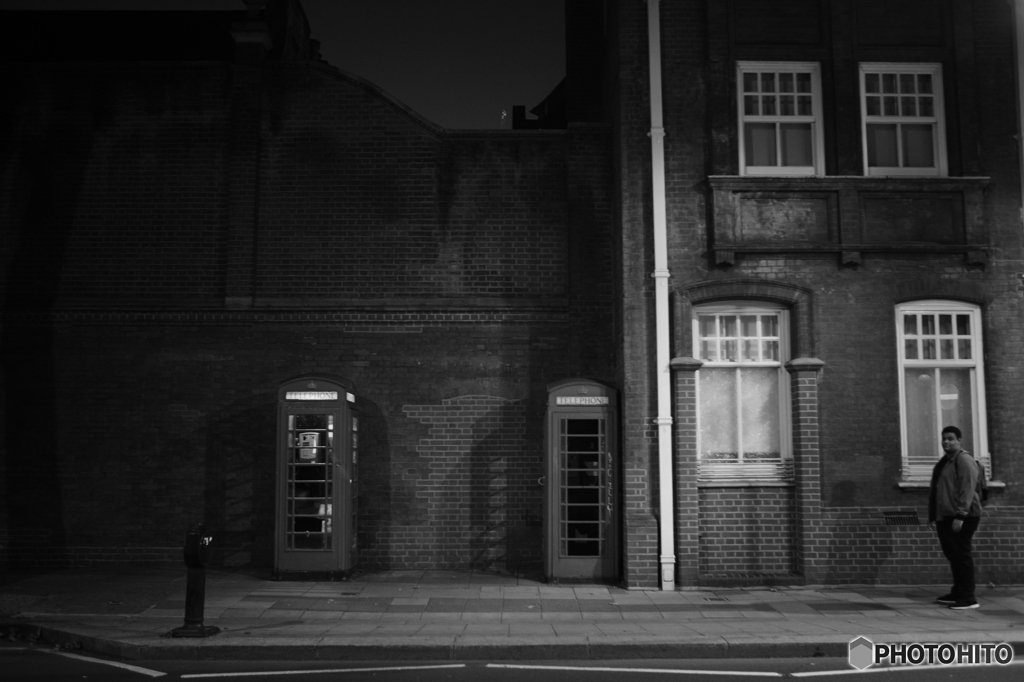 待っていただいたんですがフレームインしてます。