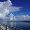 伊良部大橋からの満開の雲