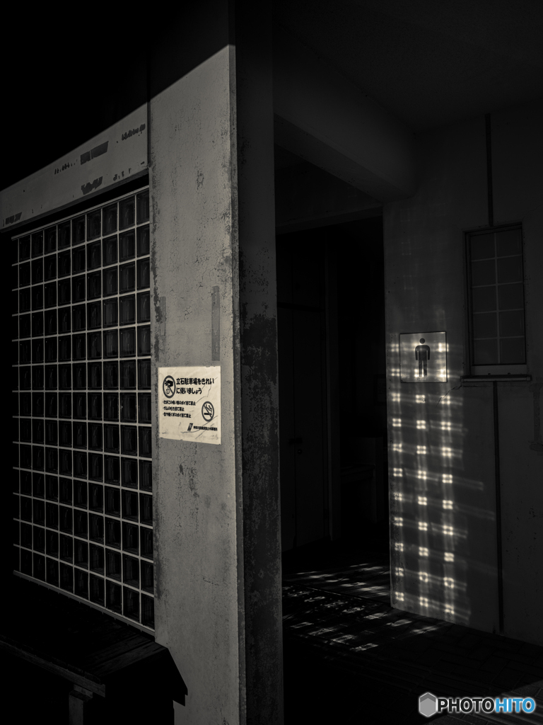 ダンションの入口