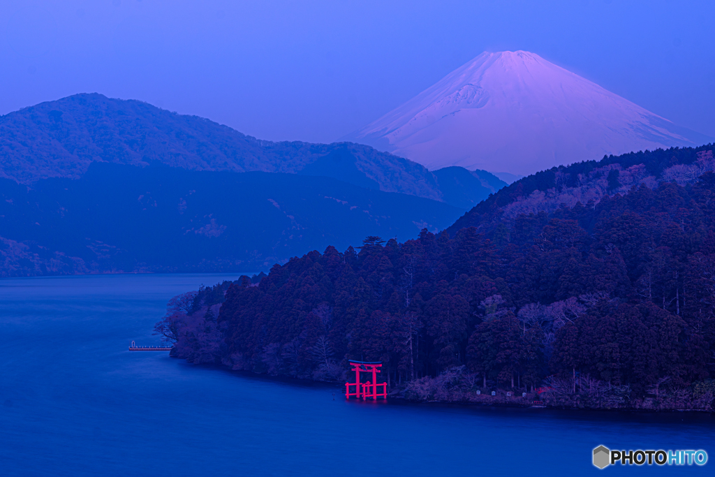 静寂芦ノ湖
