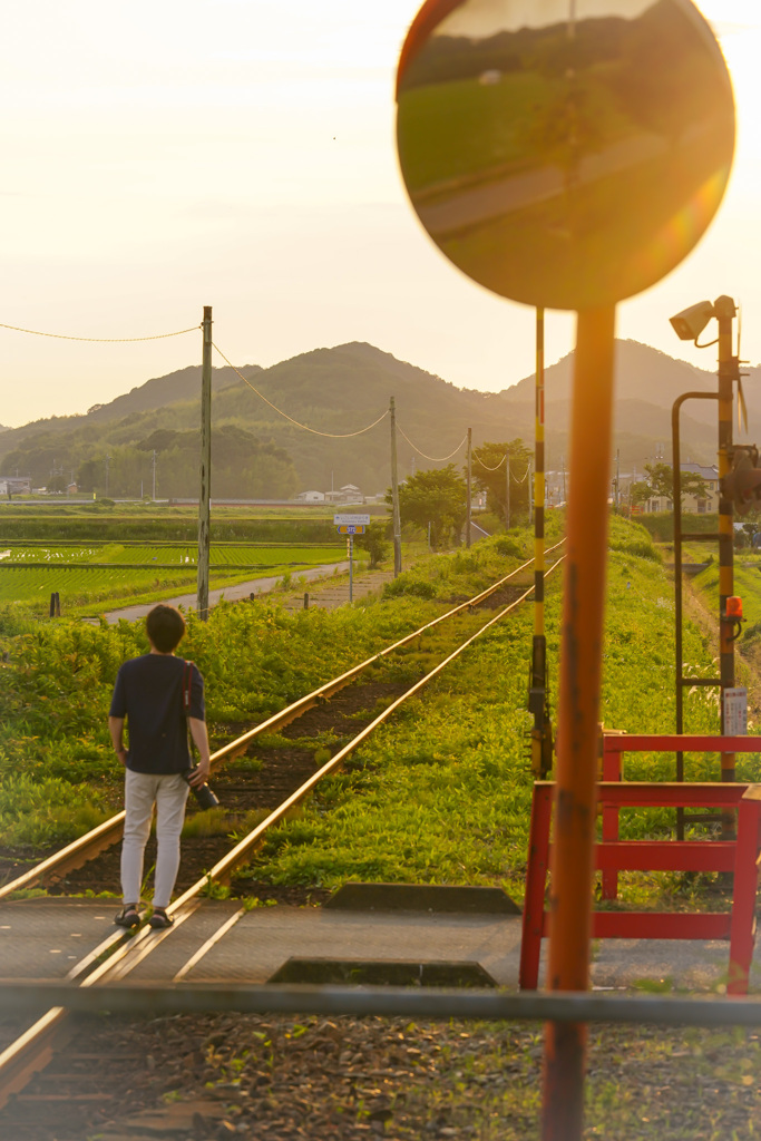 夕暮れの中で