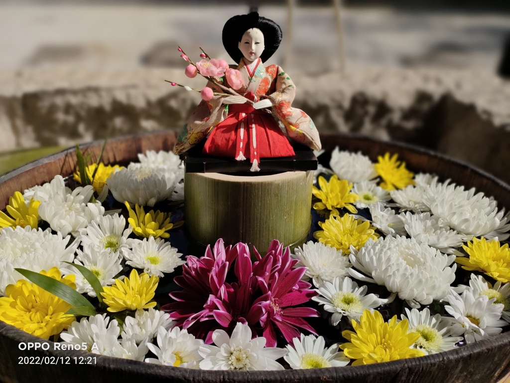 おひなさま花手水
