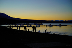 河口湖の夕暮れ