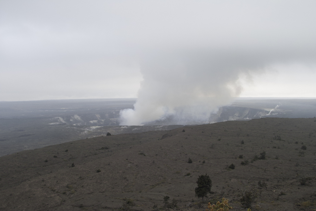キラウエア火山火口