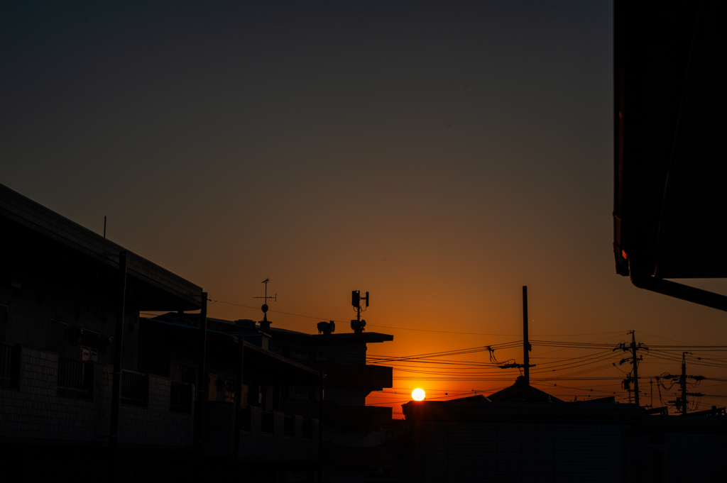 雲一つない夕暮れ