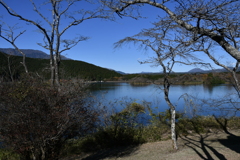 晩秋湖