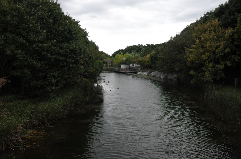 川