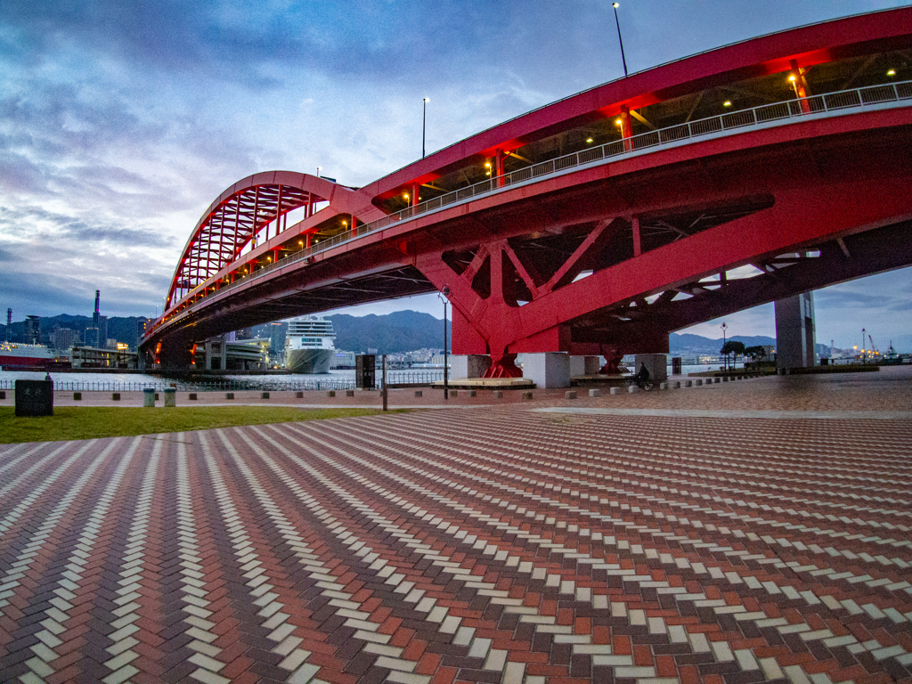 神戸大橋