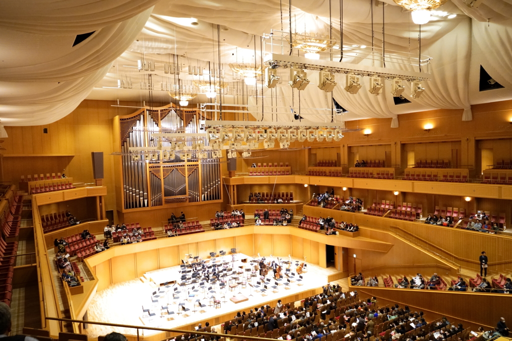 開演前のコンサートホール