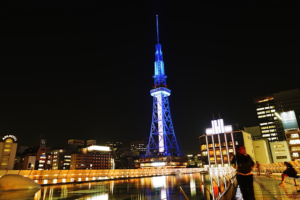 雨上がりの夜の散歩