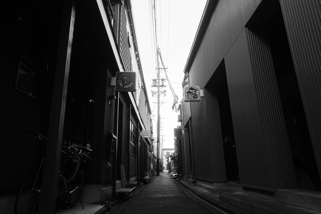 商店街の裏路地