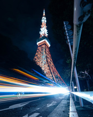 東京タワーとレーザー