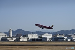 エンブラエル ERJ-175