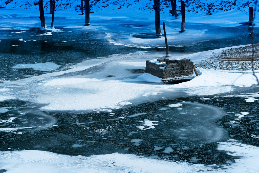 名もない冬の沼にて【vol.04】