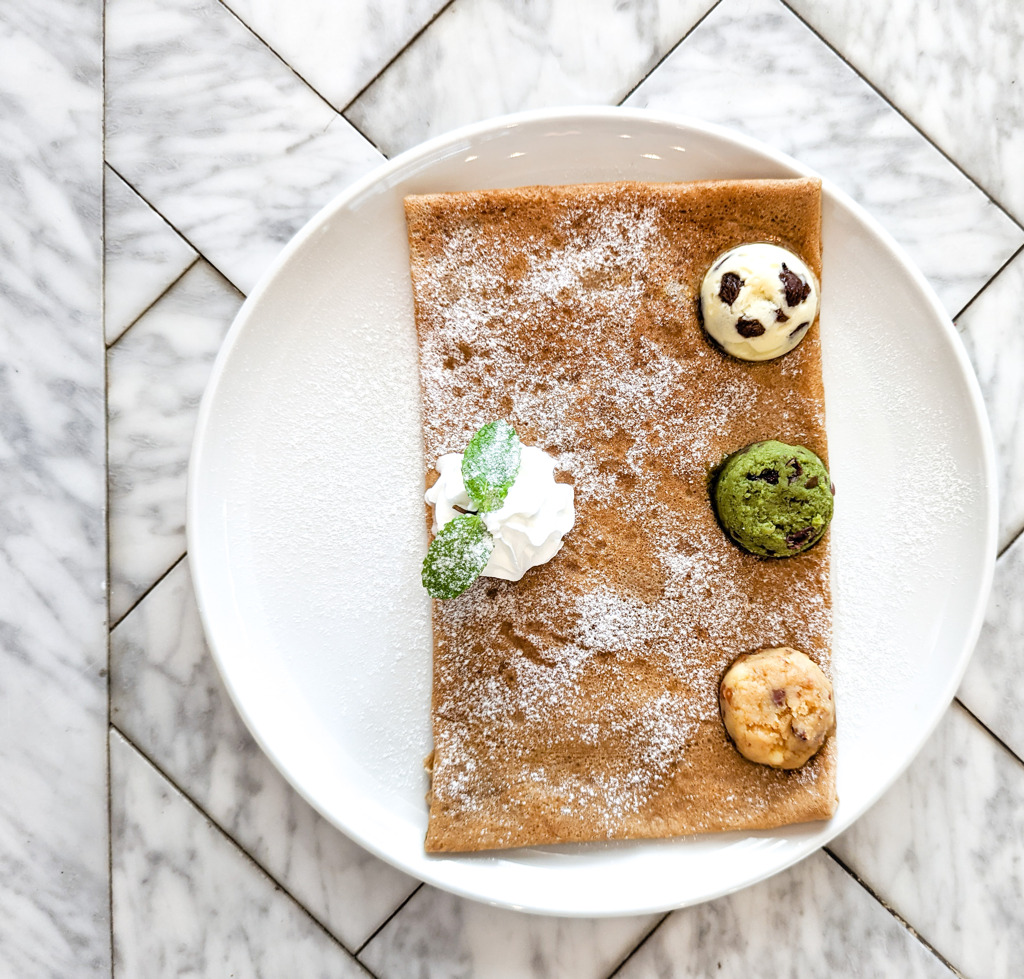 昼休みのクレープ