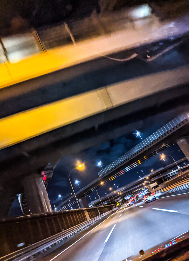 ミッドナイトハイウェイ