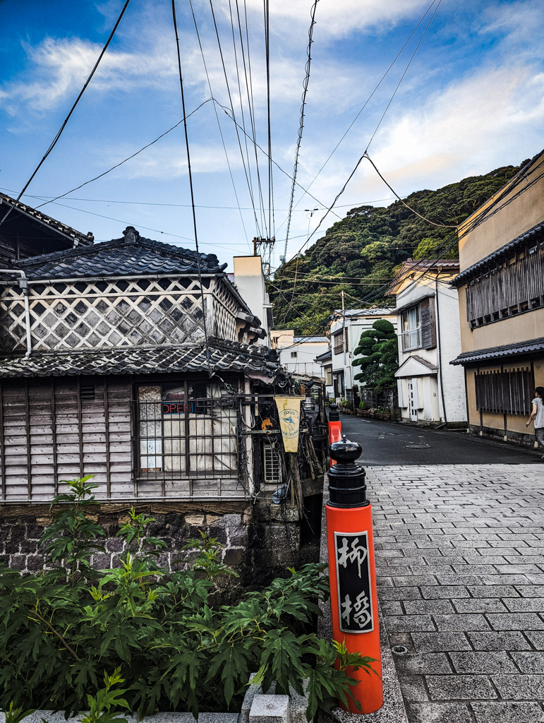 欄干から街を眺めて