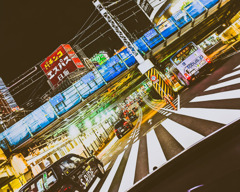 夜を走り抜けて