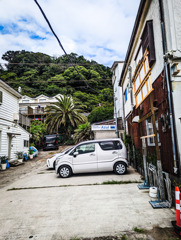 浜辺近くの駐車場