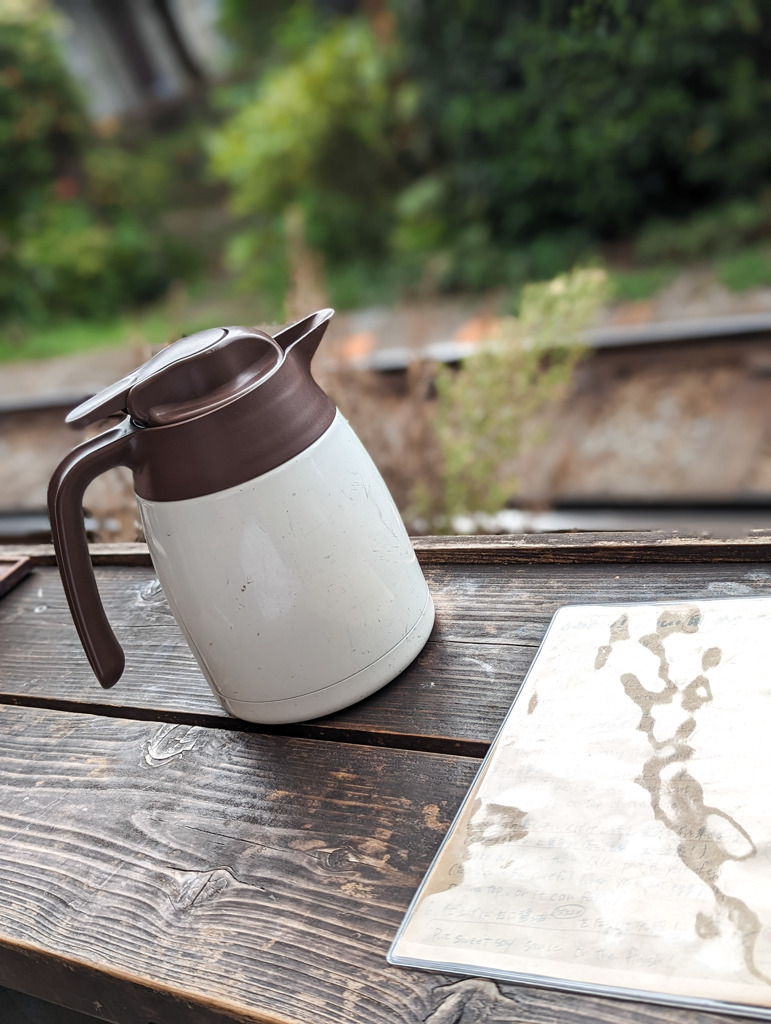 線路際のポット