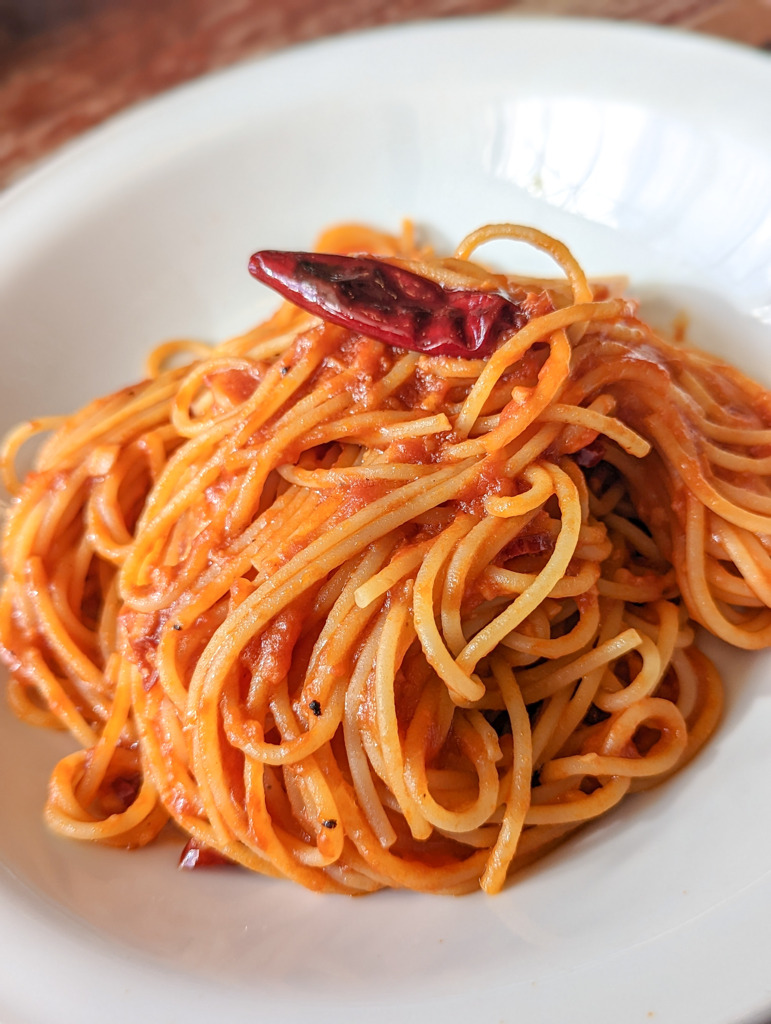 パスタと唐辛子