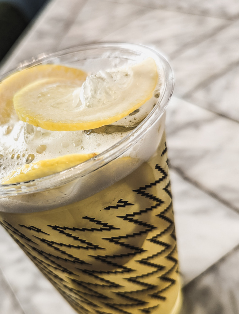 輪切りのレモン