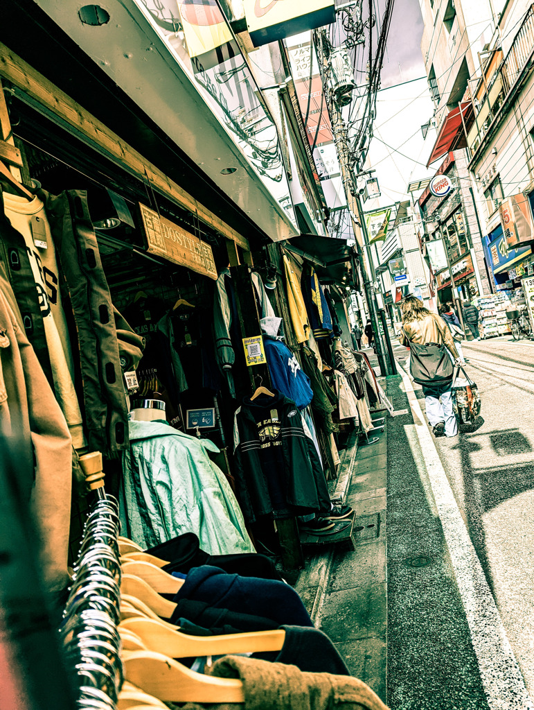 古着が並ぶ街