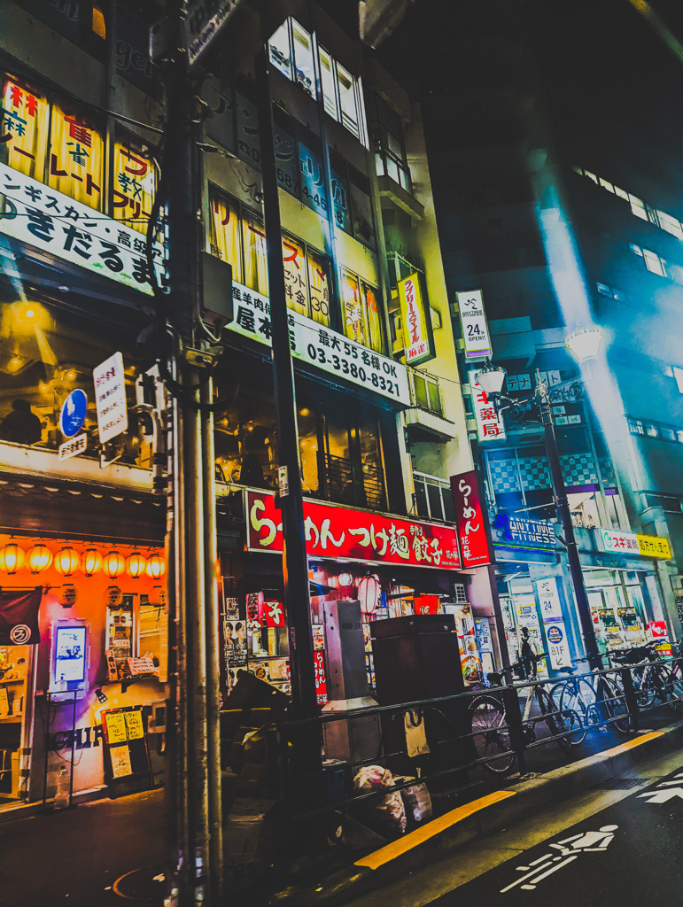 夜のドライブ