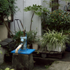 街中の井戸