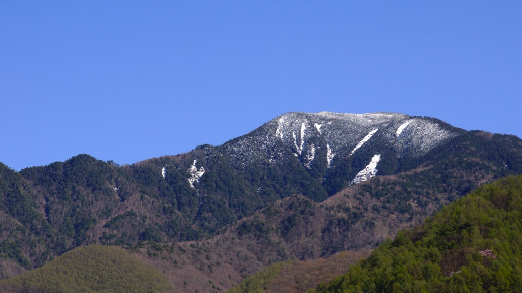 木賊山  道の駅みとみ 秩父多摩甲斐国立公園 山梨市 山梨県 DSC06991