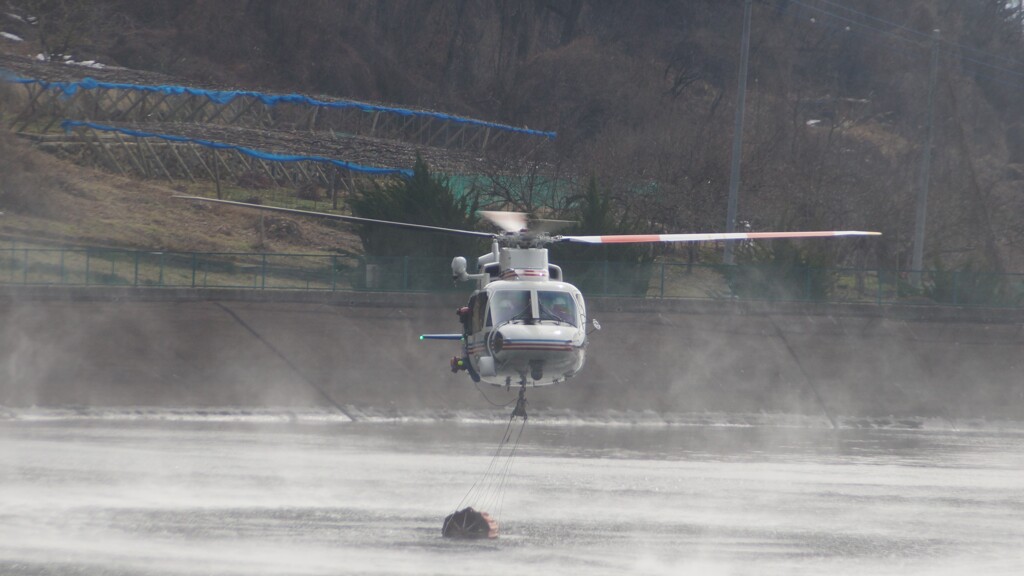 災害救助 あかふじ 山梨県警ヘリ DSC04352