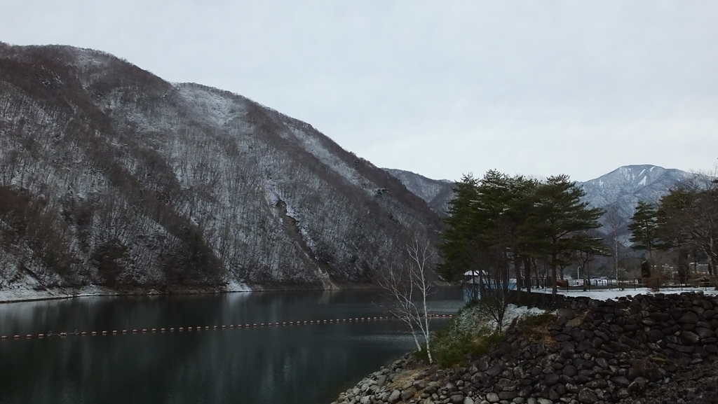 広瀬ダム 雪 秩父多摩甲斐国立公園 山梨市 山梨県