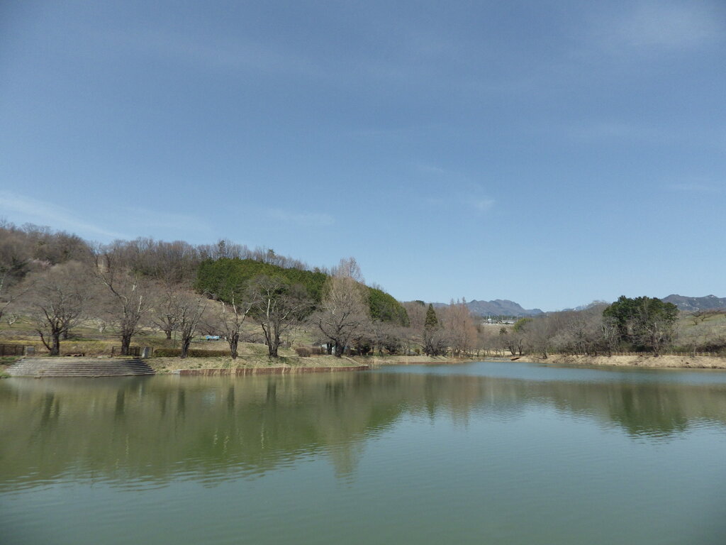 後沢ため池　甲斐市役所 敷島総合公園　山梨県　富士山